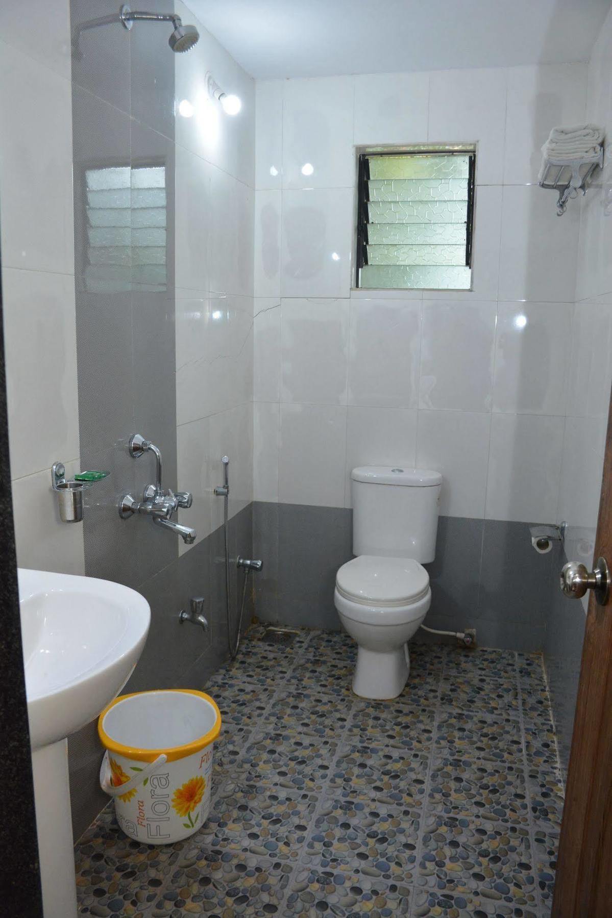 Rbr Suites Калангуте Екстериор снимка