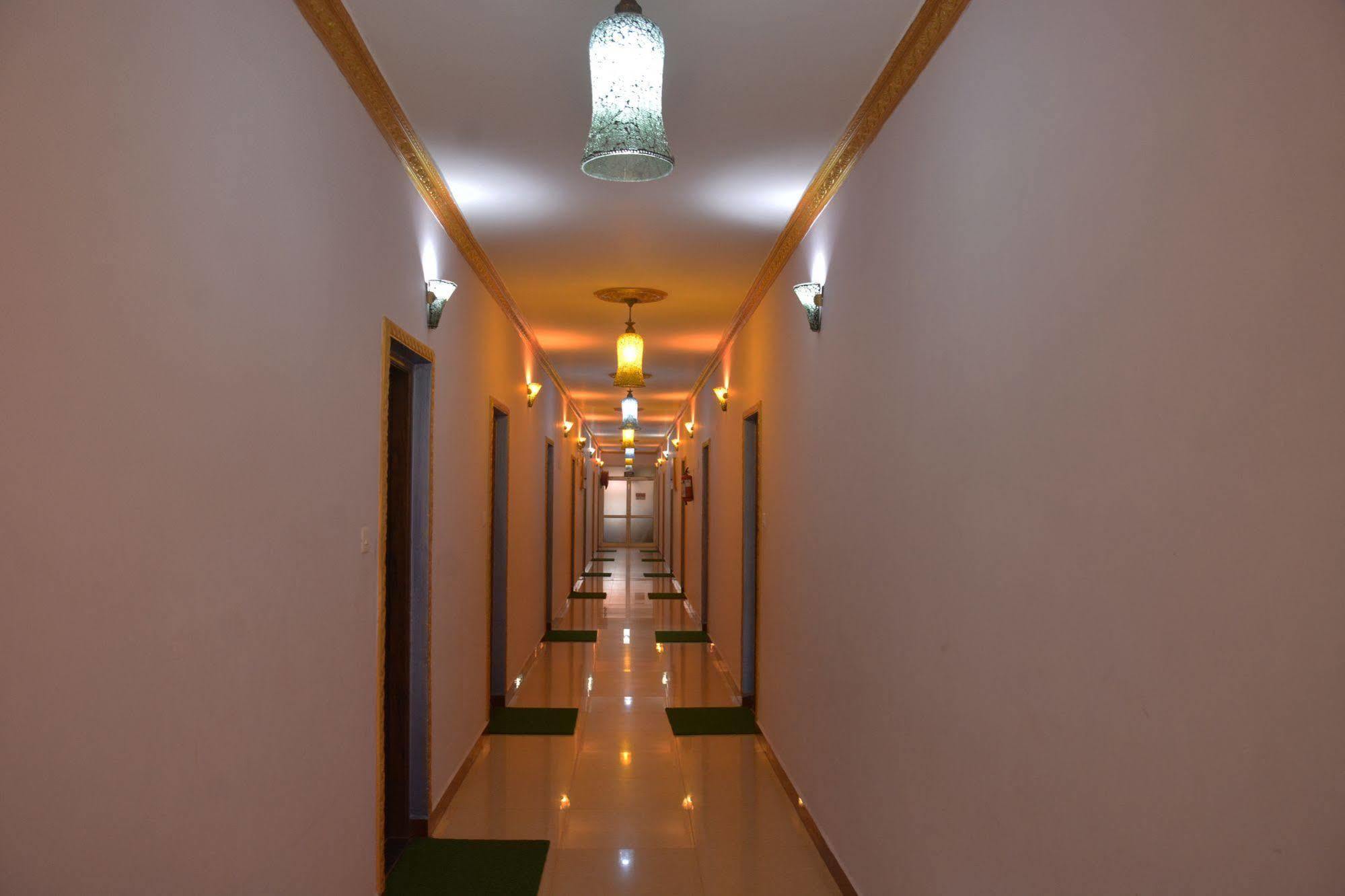 Rbr Suites Калангуте Екстериор снимка